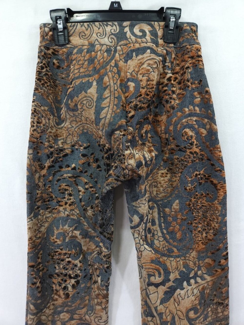 Womyn Womens Size 6 Altered 24x26 Paisley Velvet Jacquard Straight Leg Pants - Picture 13 of 15